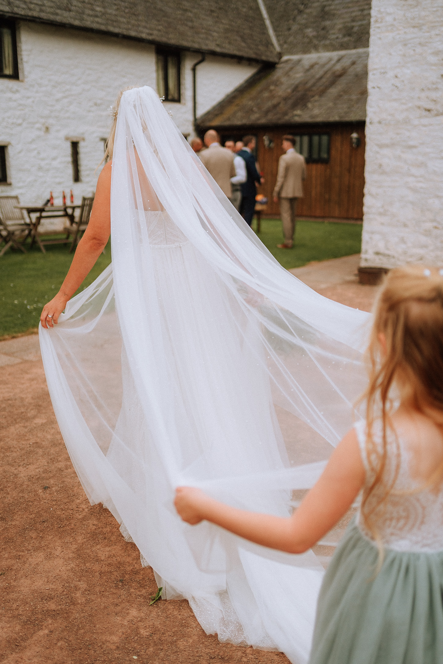 BARN AT BRYNICH WEDDING PHOTOGRAPHY BRECON 021 BARN AT BRYNICH WEDDING PHOTOGRAPHY BRECON 021